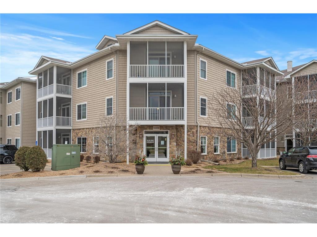 110696 Village Road #206 Chaska MN 55318 6470915 image1