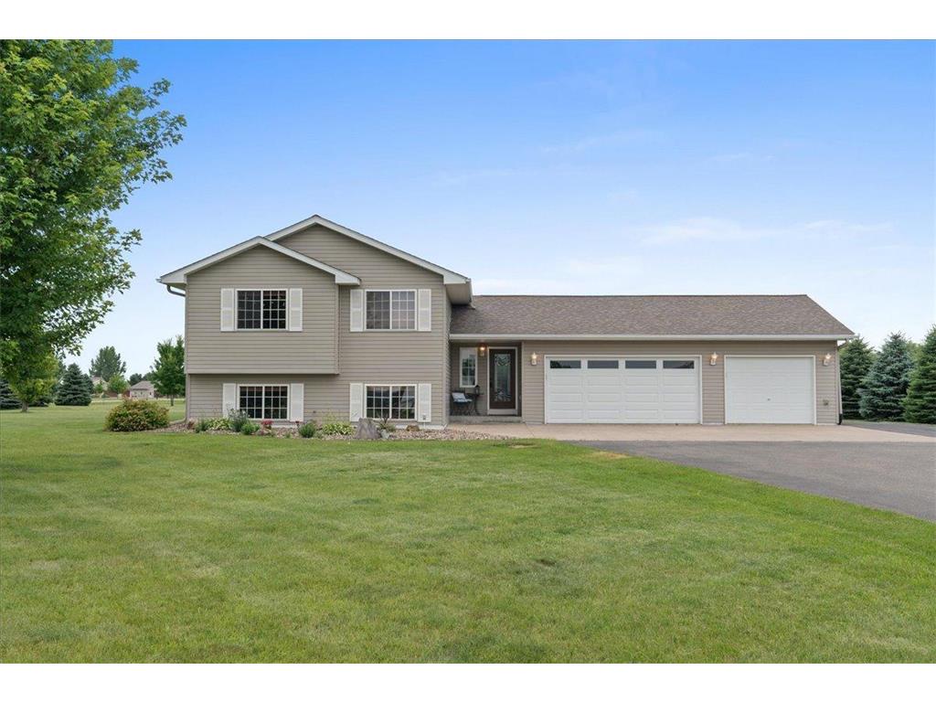 1107 148th Avenue New Richmond WI 54017 6747986 image1