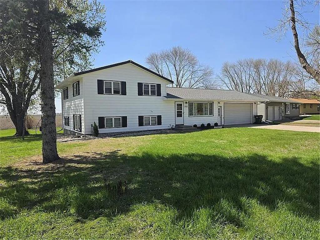 1107 4th Street NW Clara City MN 56222 7085731 image1