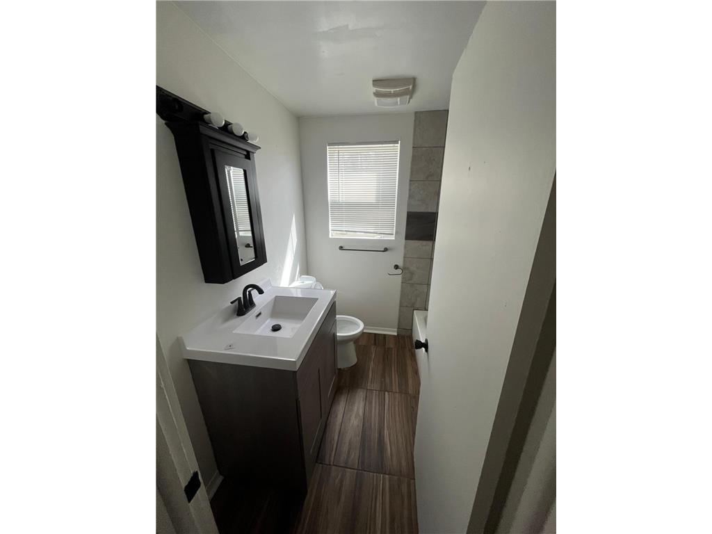 1107 57th Avenue N Brooklyn Center MN 55430 6807486 image9