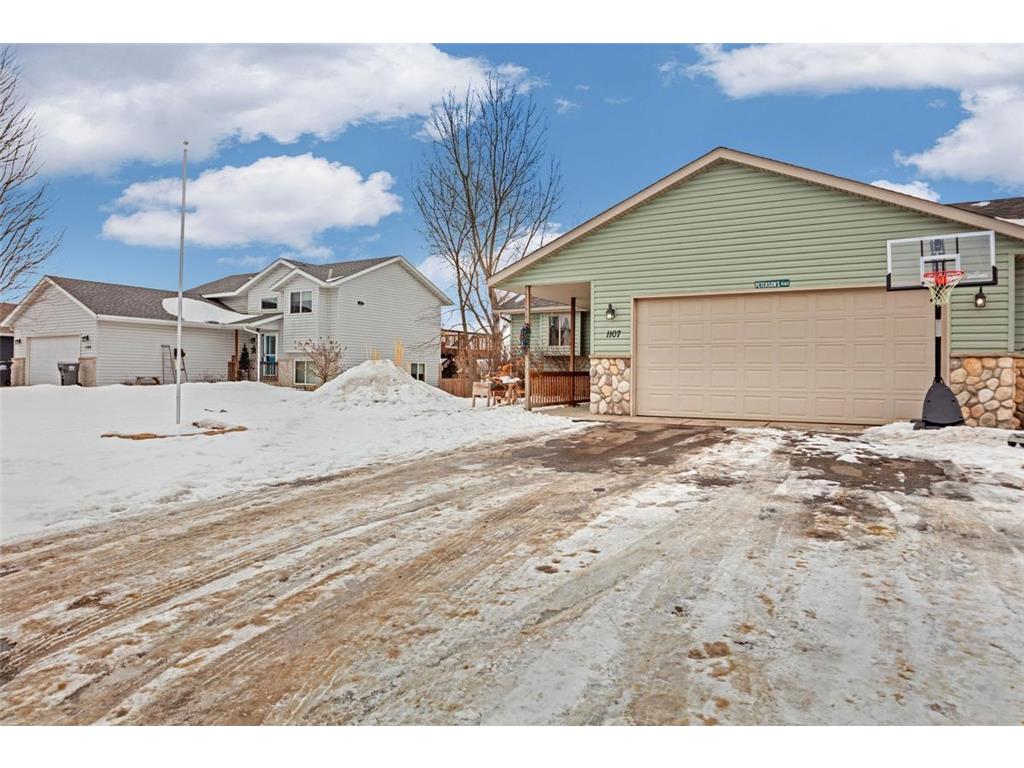 1107 9th Street NE Milaca MN 56353 7020117 image1