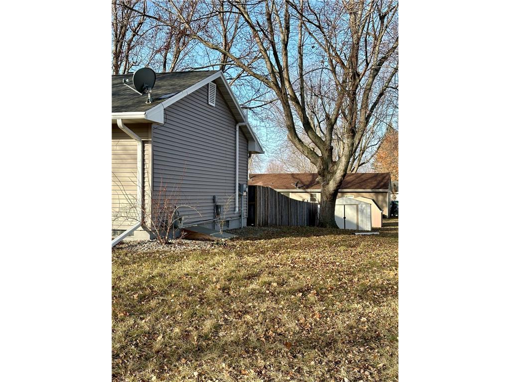 1107 Elmhurst Avenue, Luverne, MN, 56156 MLS 8527353 Edina Realty