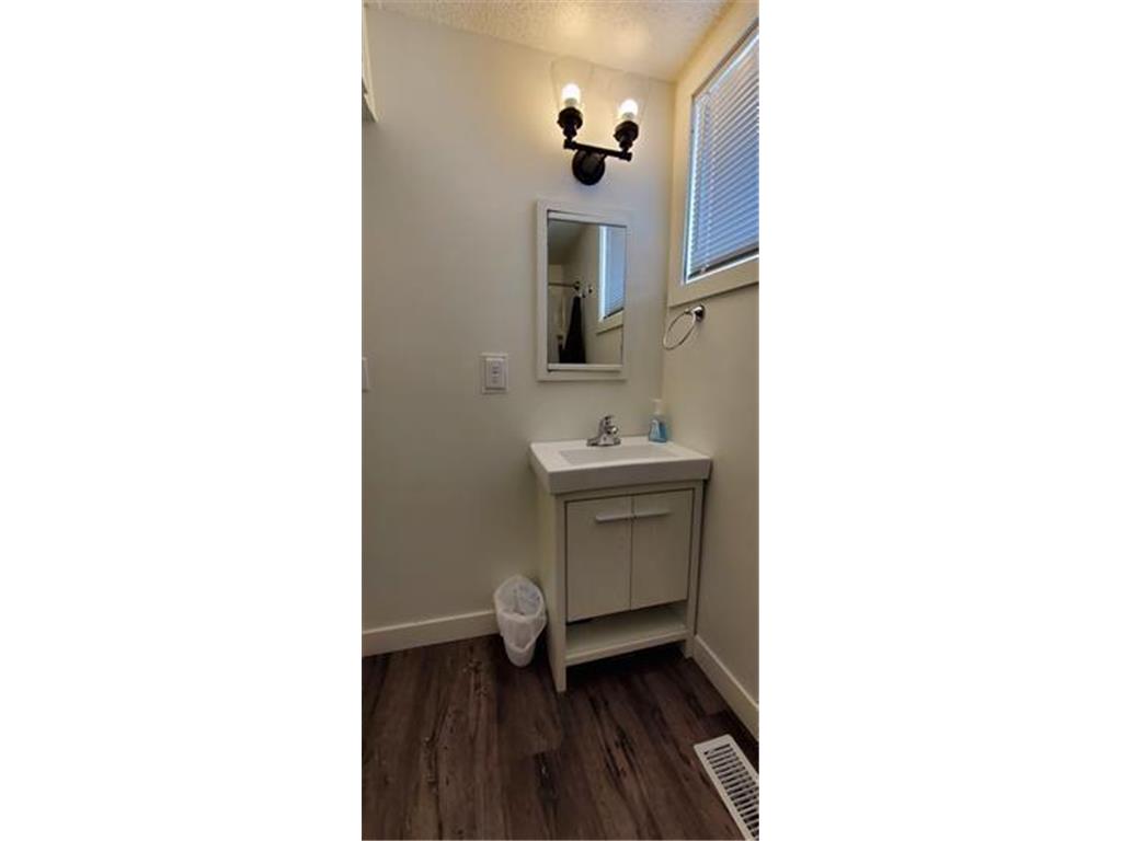 1107 Park Avenue NW Bemidji MN 56601 6811758 image4