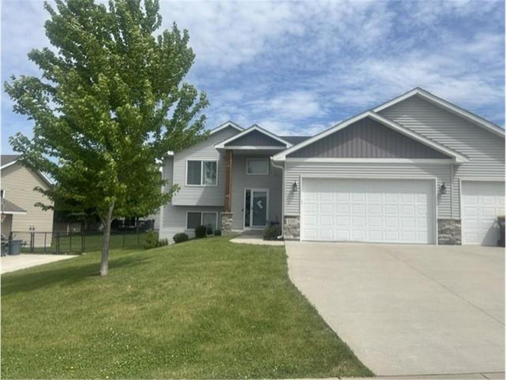 1107 Tikalsky Street SE New Prague MN 56071 7073482 image3