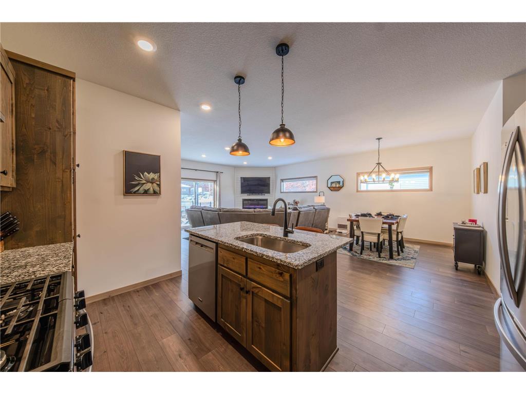 11076 Ulysses Street NE Blaine MN 55434 6818818 image16