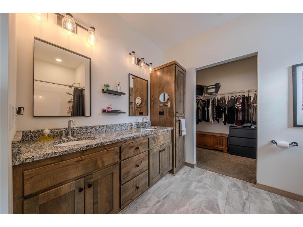 11076 Ulysses Street NE Blaine MN 55434 6818818 image25