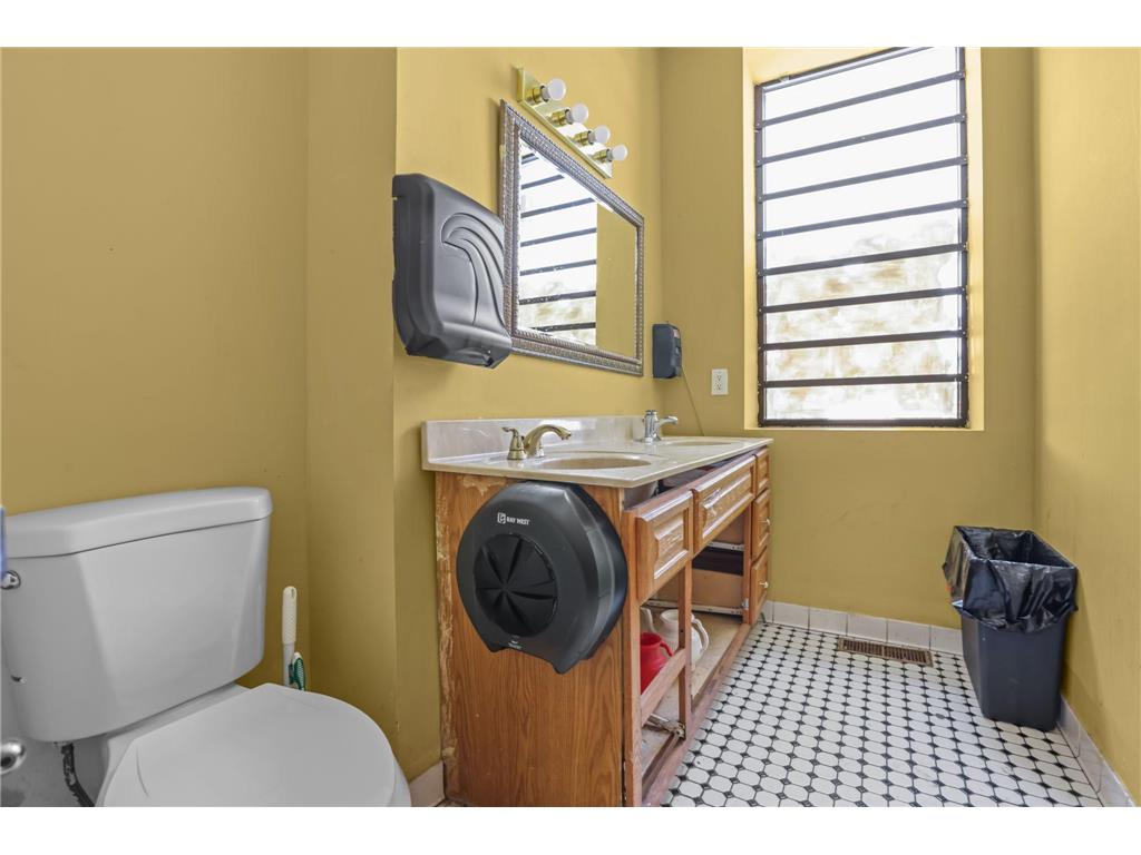 1108-1120 E Lake Street Minneapolis MN 55407 7042685 image36