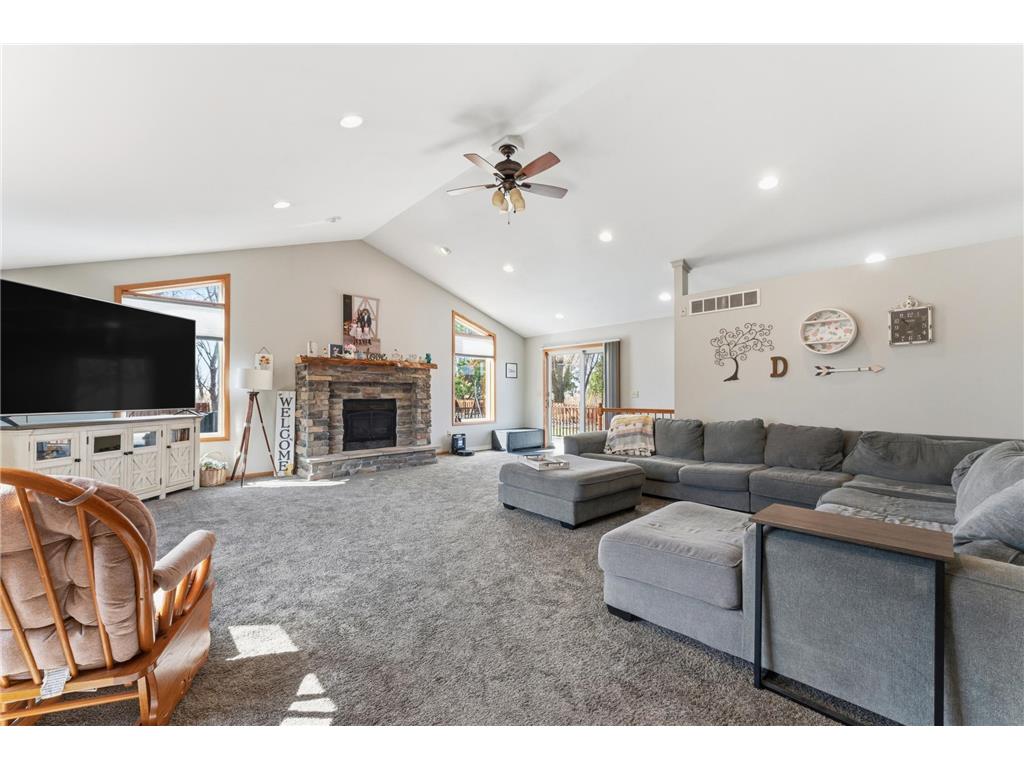 1108 4th Street NW Byron MN 55920 7050956 image2