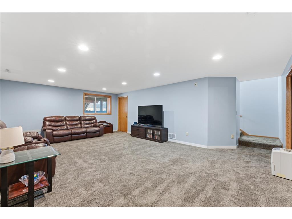 1108 4th Street NW Byron MN 55920 7050956 image26