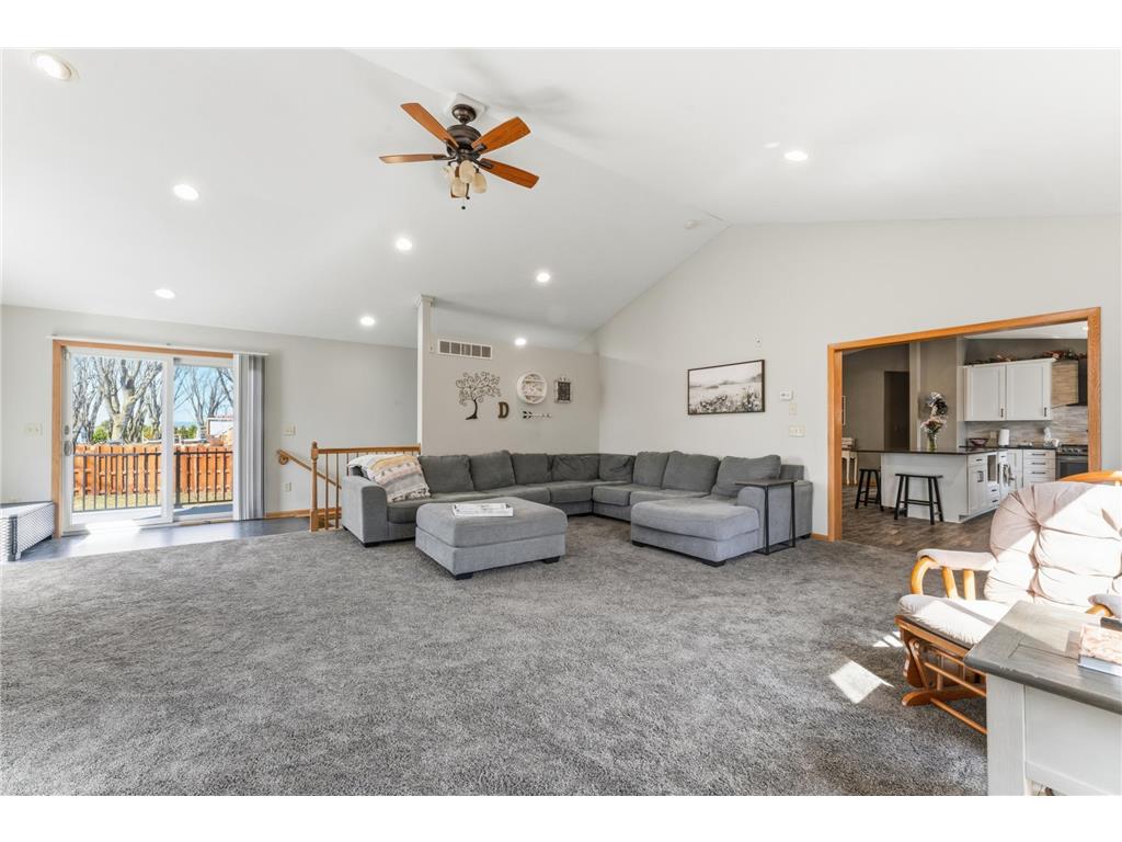 1108 4th Street NW Byron MN 55920 7050956 image4