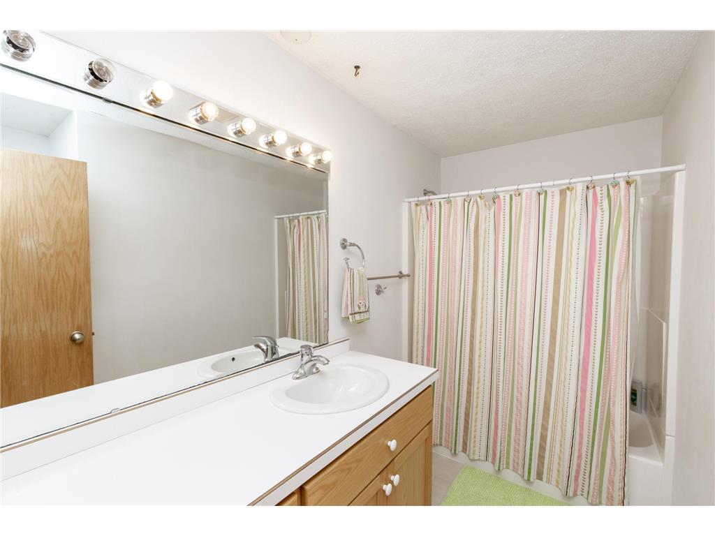 1108 62nd Avenue N Moorhead MN 56560 7108542 image38