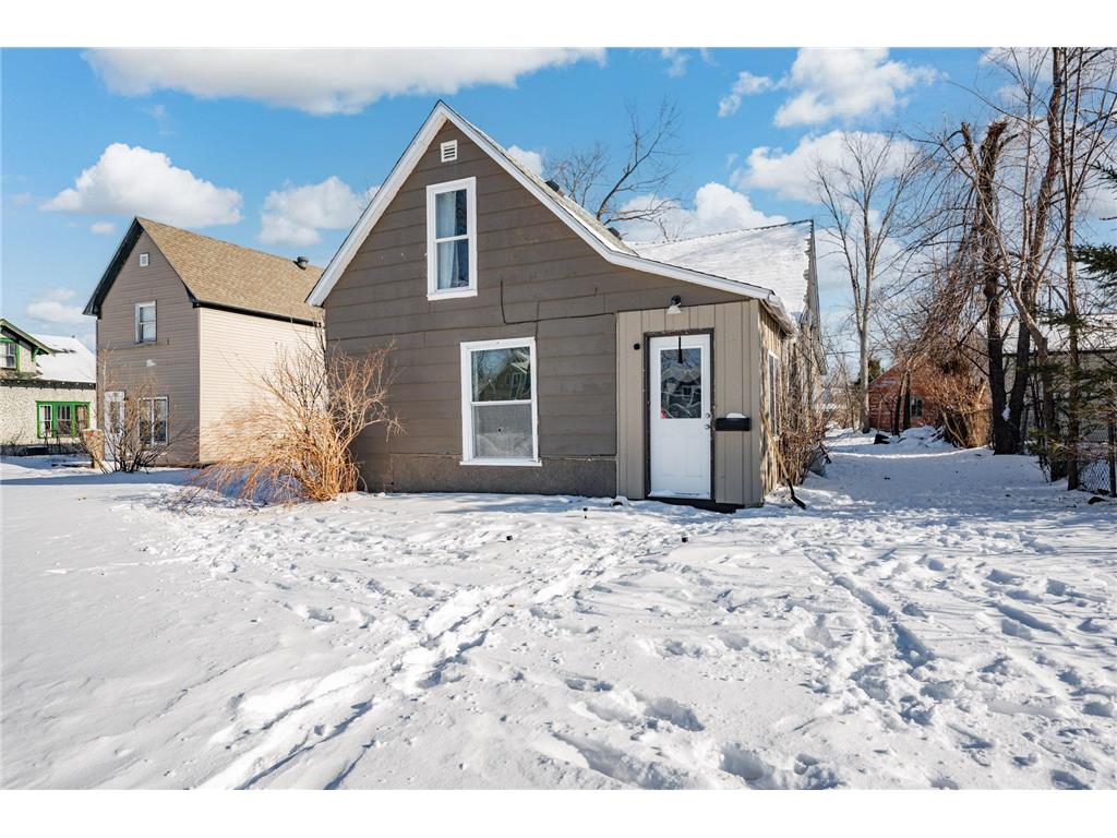 1108 America Avenue NW Bemidji MN 56601 7013305 image1