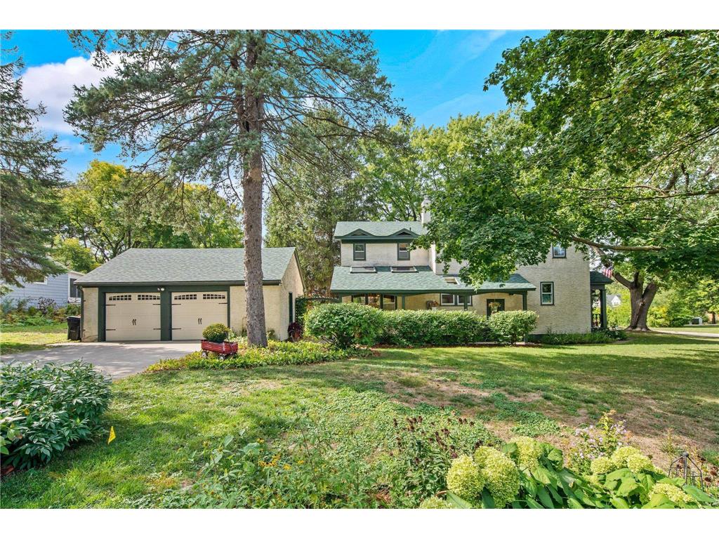 1108 County Road B E Maplewood MN 55109 6433289 image1
