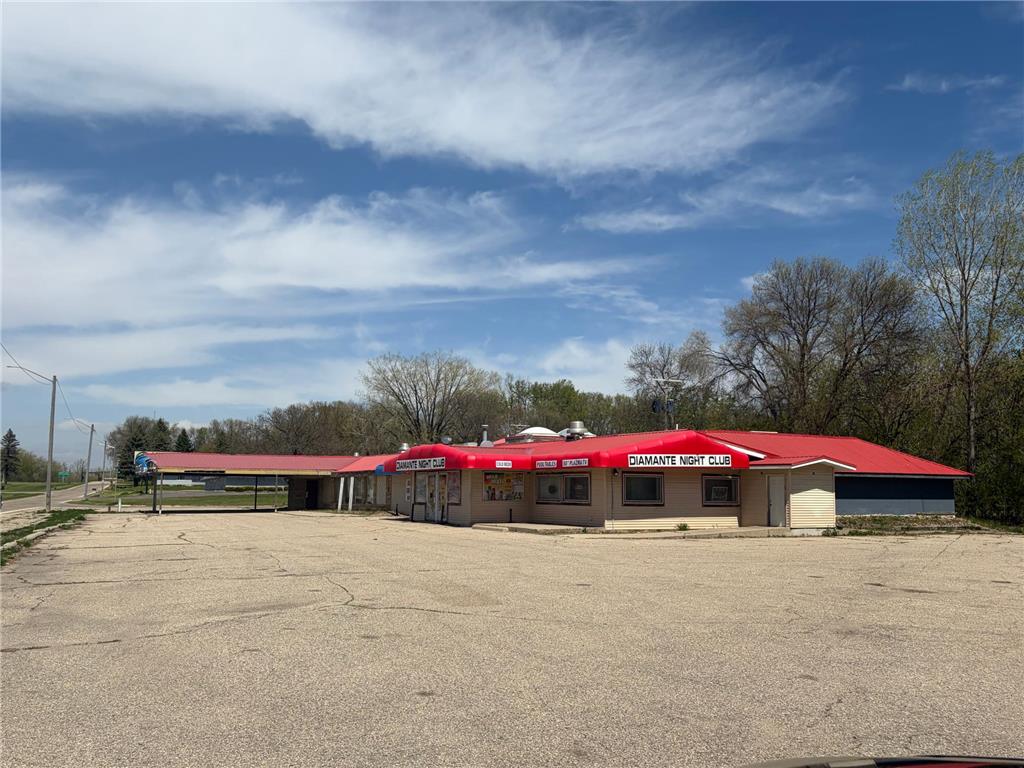 1108 Highway 71 NE Willmar MN 56201 7073272 image1