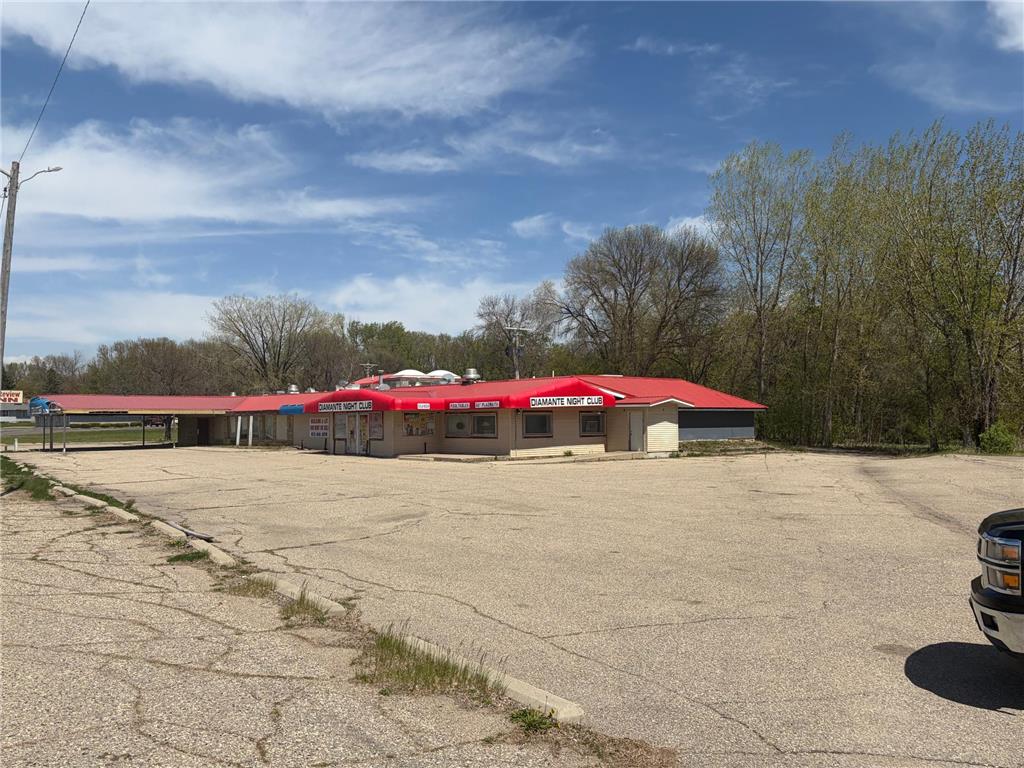 1108 Highway 71 NE Willmar MN 56201 7073272 image2