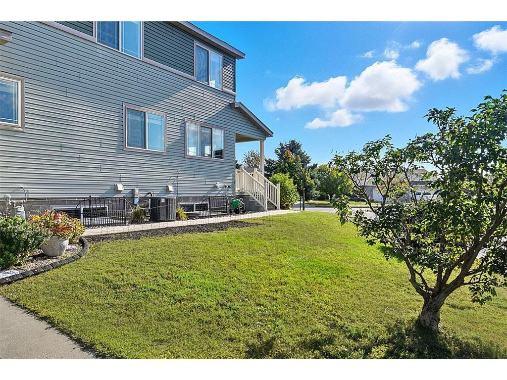 1108 Mockingbird Loop Sartell MN 56377 7005790 image24