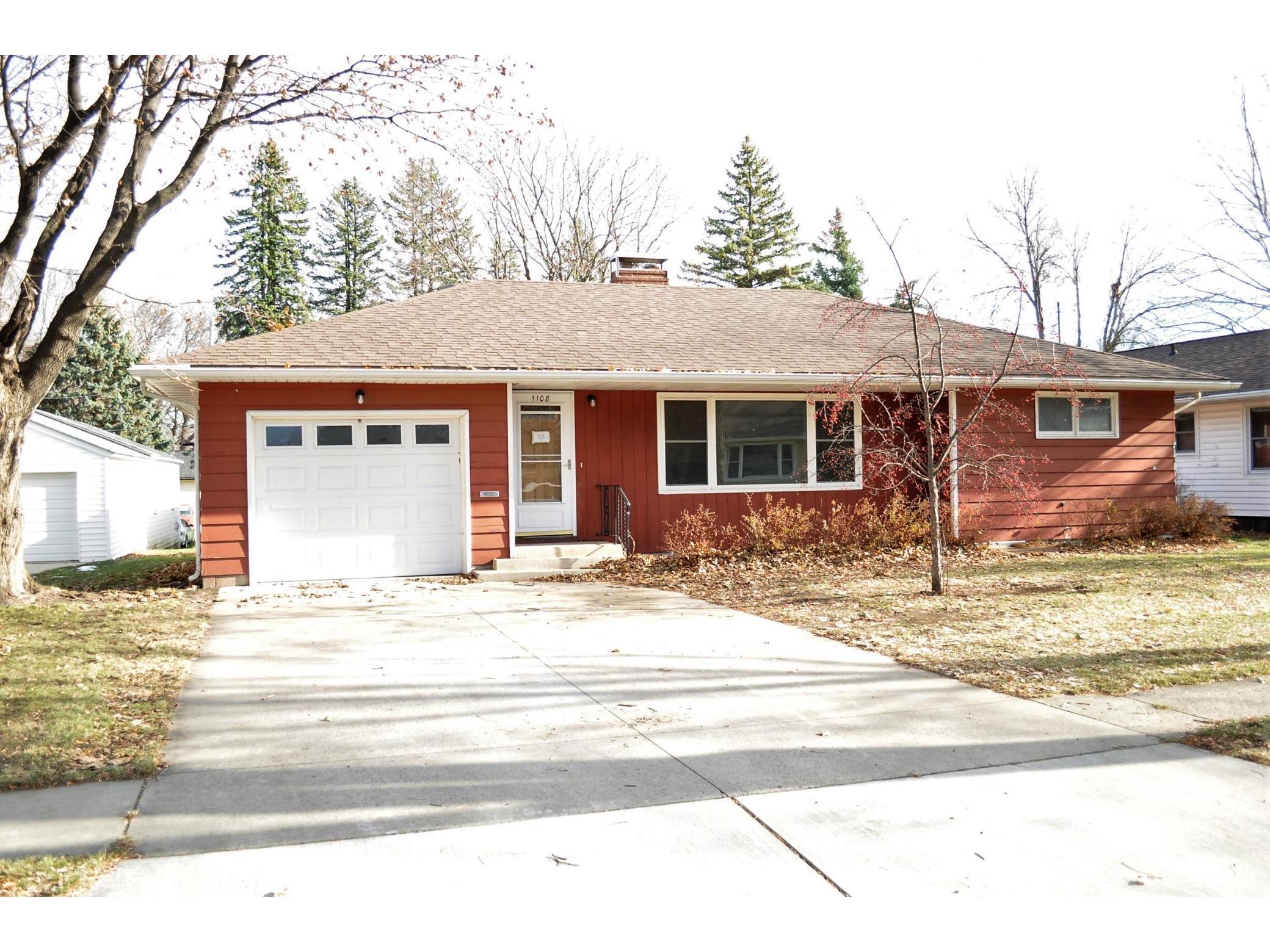 1108 N 5th Street, Montevideo, MN 56265 MLS 5687595 Edina Realty