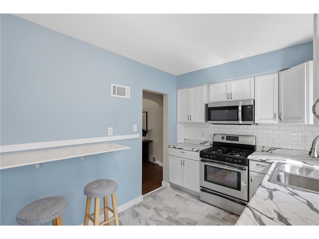 1108 Oakdale Avenue West Saint Paul MN 55118 7076788 image10