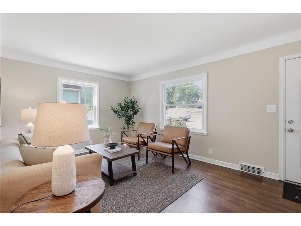 1108 Oakdale Avenue West Saint Paul MN 55118 7076788 image6