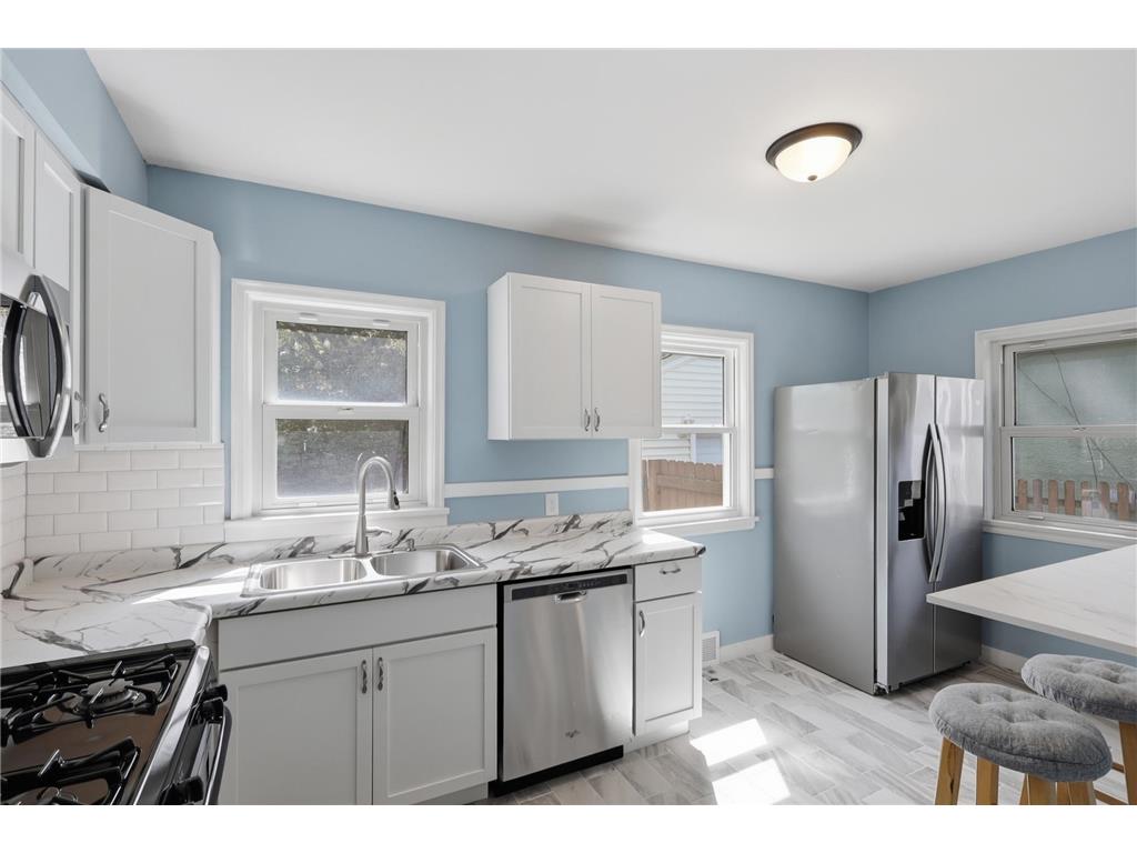 1108 Oakdale Avenue West Saint Paul MN 55118 7076788 image9