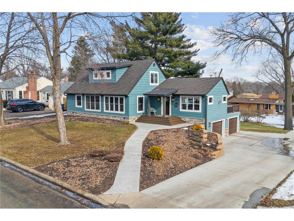 1108 Quebec Avenue N Golden Valley MN 55427 7031279 image1