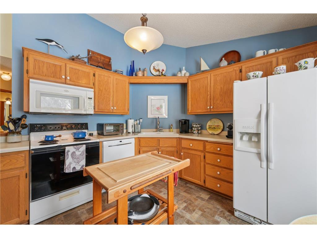 1108 Stratford Lane Burnsville MN 55337 7038836 image16