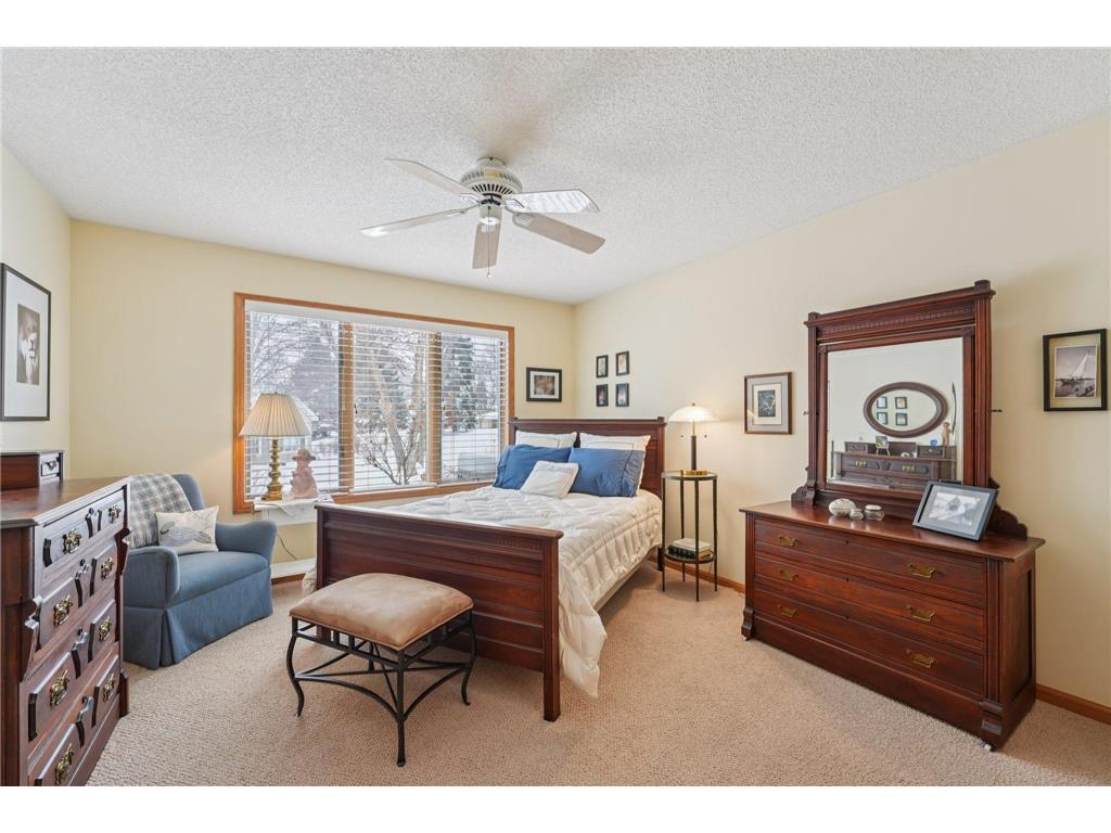 1108 Stratford Lane Burnsville MN 55337 7038836 image21
