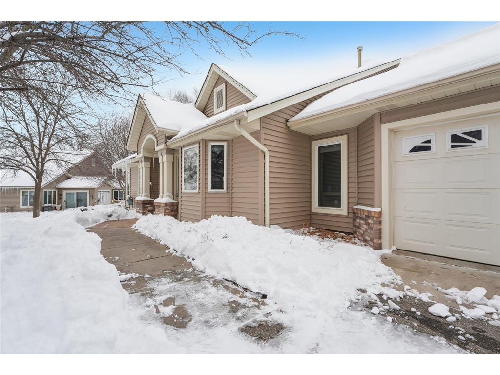 1108 Stratford Lane Burnsville MN 55337 7038836 image4