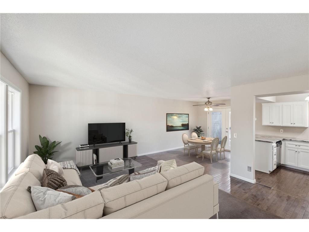 11082 Cottonwood Circle NW Coon Rapids MN 55448 6455614 image1