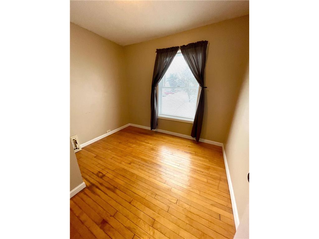 1109 3rd Street W Menomonie WI 54751 7005688 image10