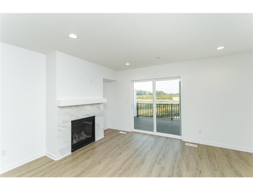 1109 Century Village Lane NE Rochester MN 55906 6690361 image10