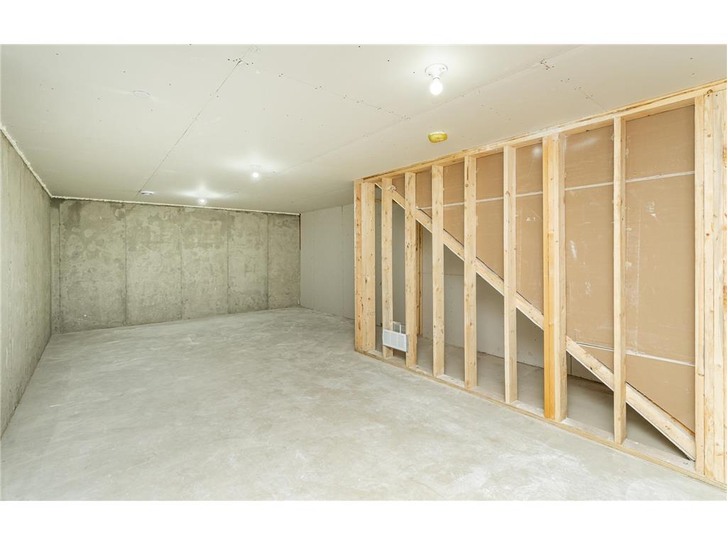 1109 Century Village Lane NE Rochester MN 55906 6690361 image21