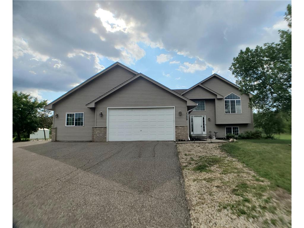 1109 Rum River Drive SW, Isanti, MN, 55040 MLS 6250399 Edina Realty