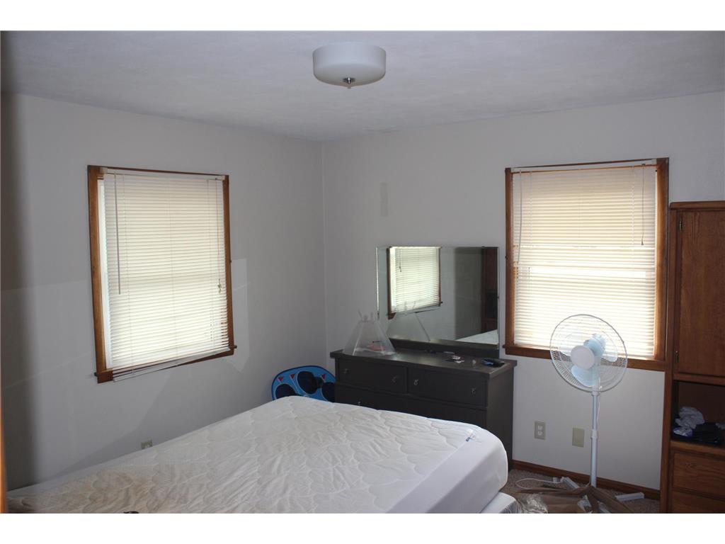 1109 S Moore Street Blue Earth MN 56013 7051657 image16
