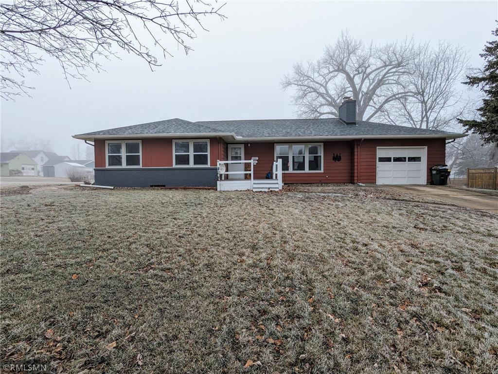 1109 W Ash Avenue Olivia MN 56277 6485484 image1