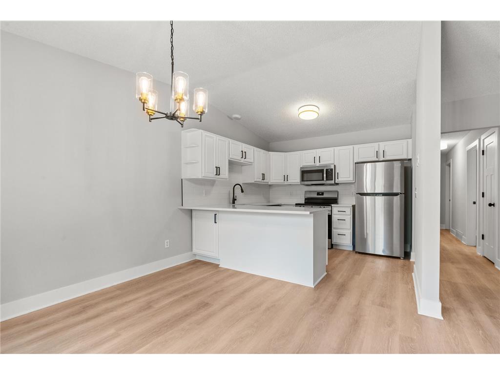 110927 Von Hertzen Circle Chaska MN 55318 6583894 image1