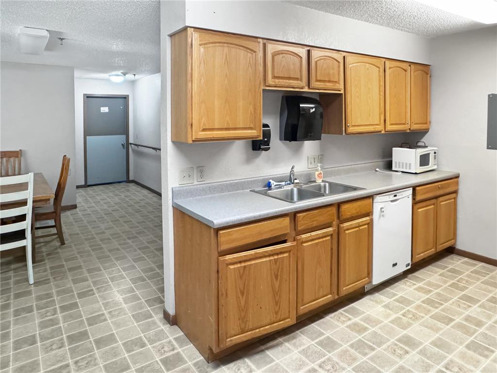 111 & 107 Dorothy Street Fairmont MN 56031 7002044 image19