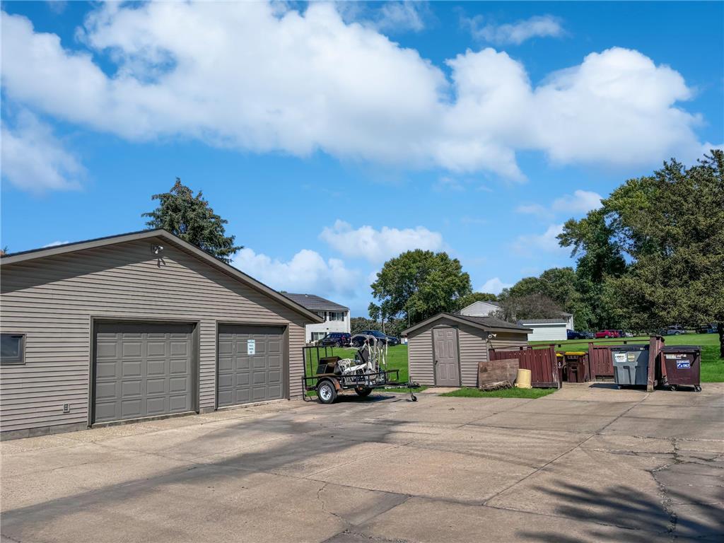 111 & 107 Dorothy Street Fairmont MN 56031 7002044 image6