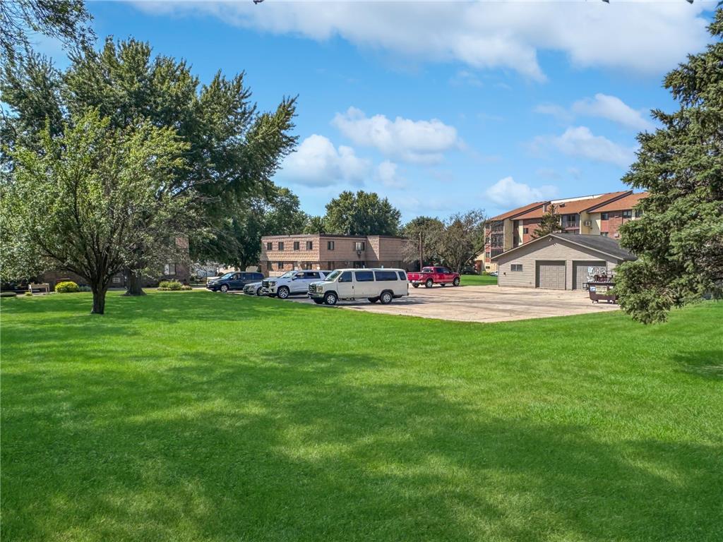 111 & 107 Dorothy Street Fairmont MN 56031 7002044 image7