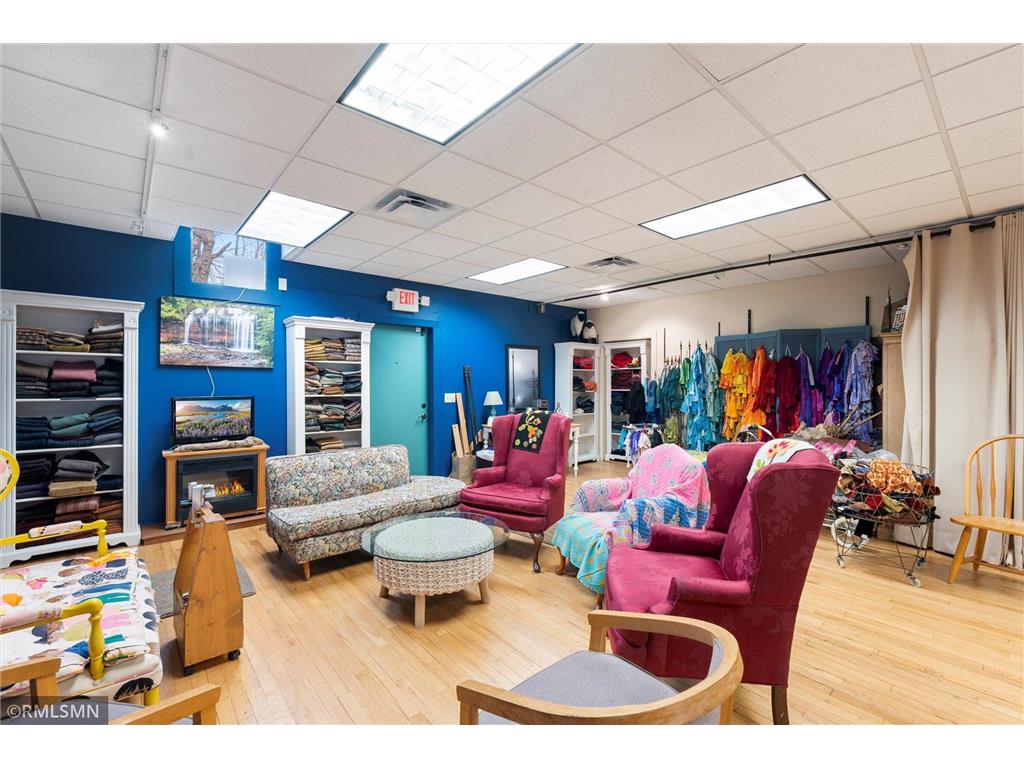 111 & 113 Cascade Street N Osceola WI 54020 6695950 image12