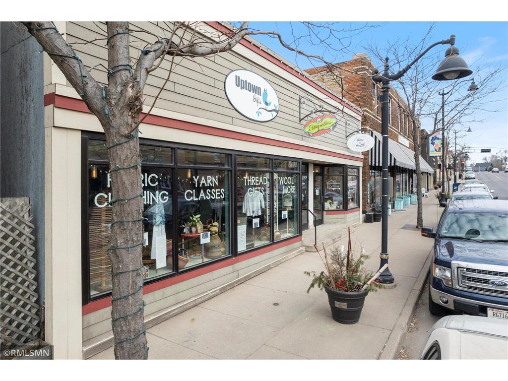 111 & 113 Cascade Street N Osceola WI 54020 6695950 image2