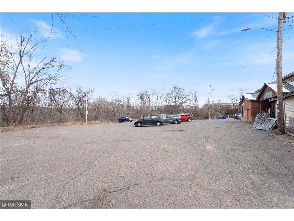 111 & 113 Cascade Street N Osceola WI 54020 6695950 image27