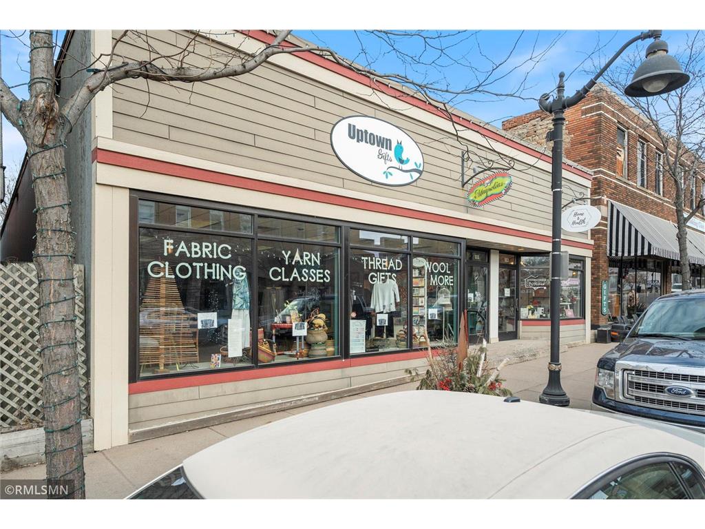 111 & 113 Cascade Street N Osceola WI 54020 6695950 image3