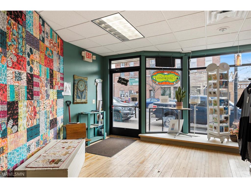 111 & 113 Cascade Street N Osceola WI 54020 6695950 image9