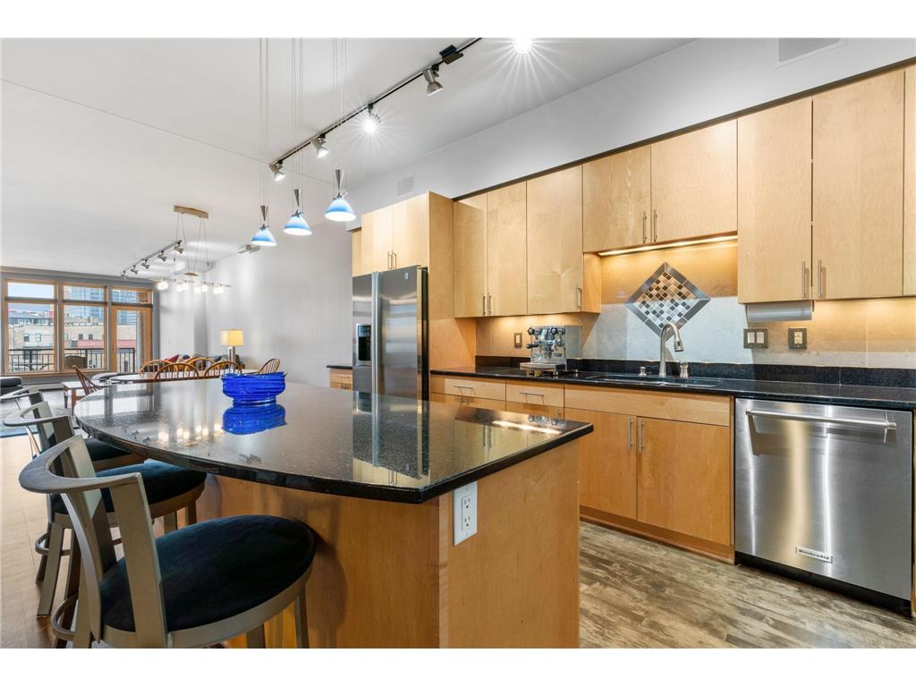 111 4th Avenue N #404 Minneapolis MN 55401 6733452 image1