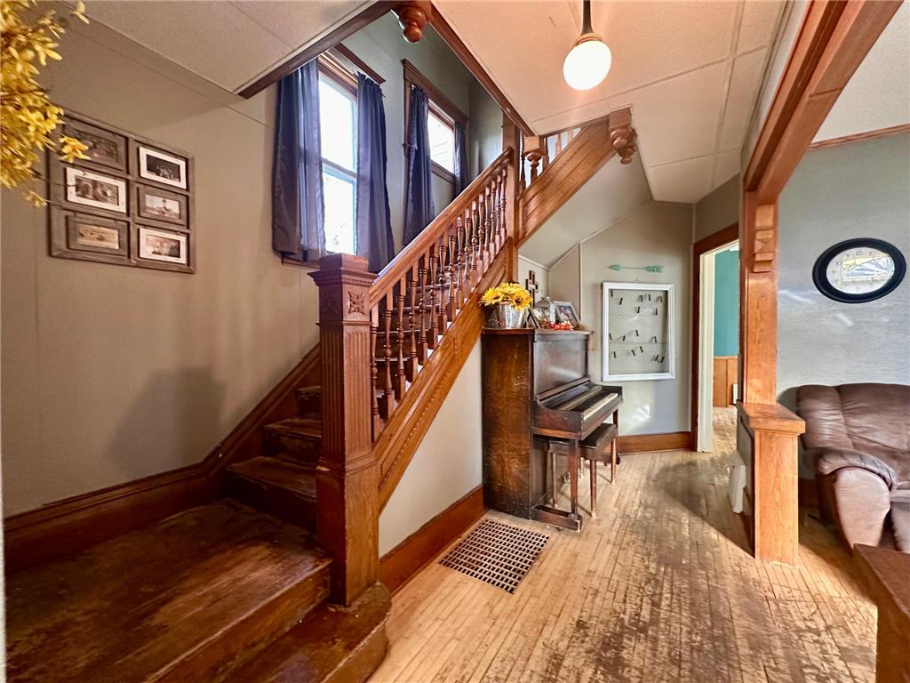 111 4th Street S Grove City MN 56243 7080342 image11
