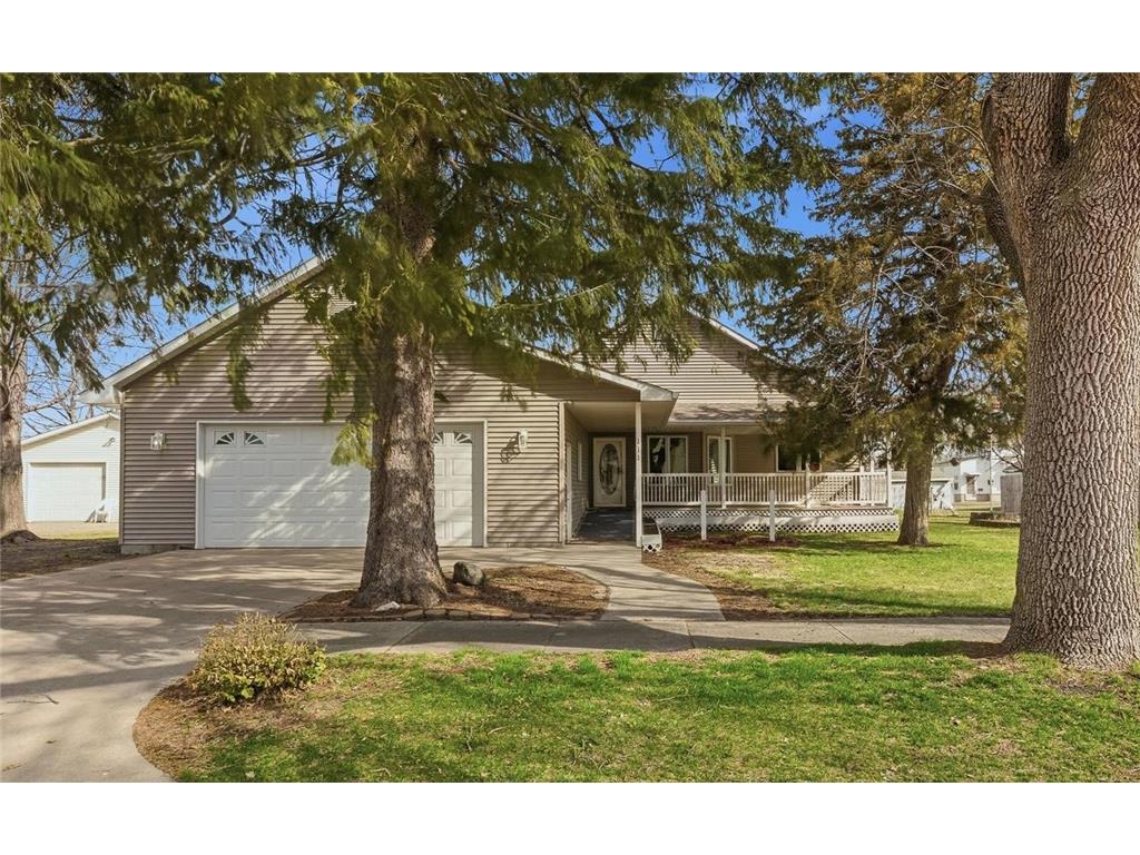 111 5th Avenue W Minnesota Lake MN 56068 7049664 image1