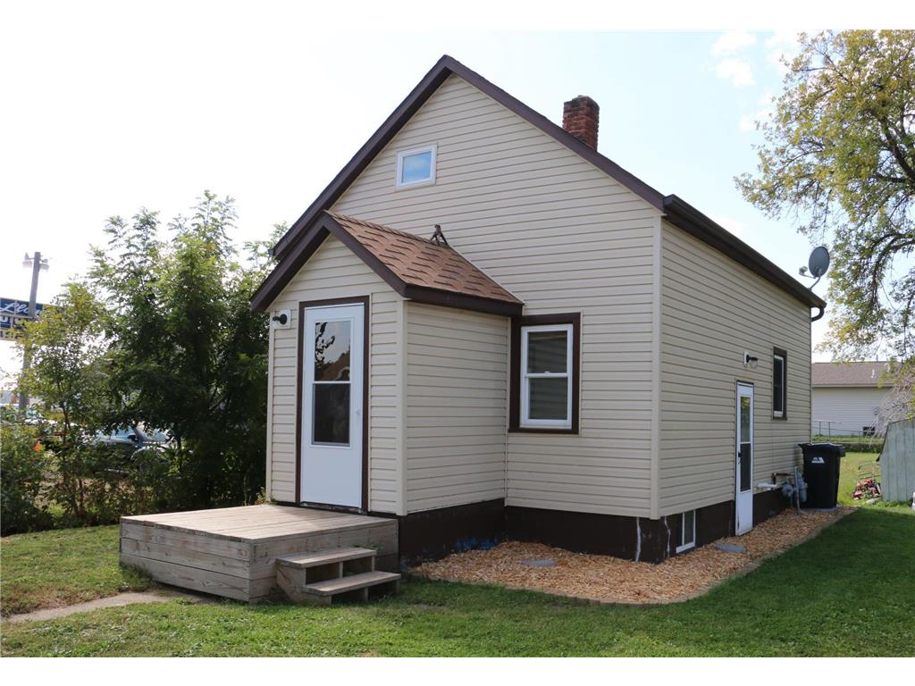 111 7th Street Hawley MN 56549 6435379 image1