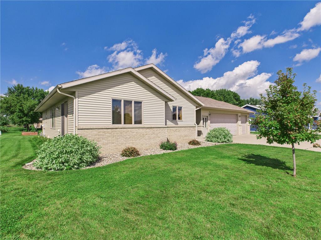 111 9th Street SE Freeport MN 56331 6775502 image1