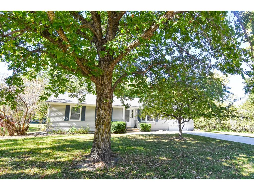 111 Belleville Court Thief River Falls MN 56701 6693178 image1